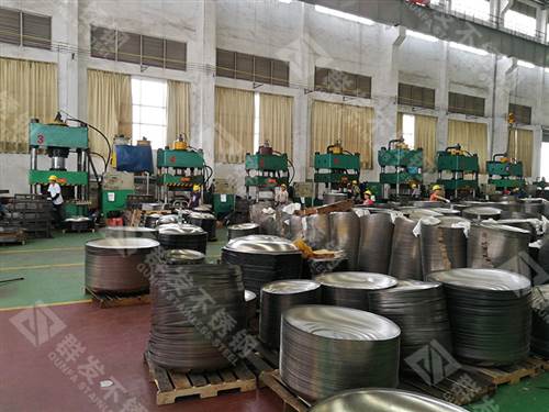 群發(fā)不銹鋼工廠車(chē)間展示